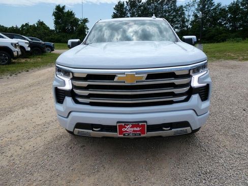 New 2026 Chevrolet Silverado 1500 High Country AWD/4WD image 9