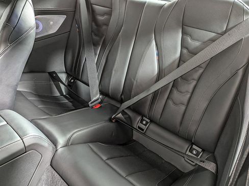 Used 2025 BMW M850i xDrive Coupe image 39