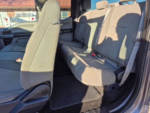 Used 2018 Ford F150 XLT image 19