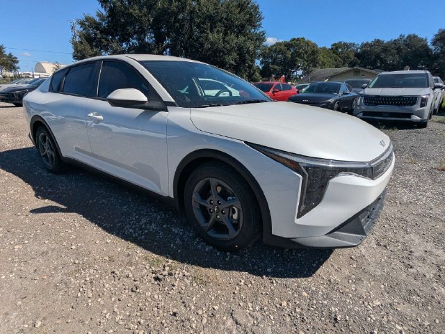 New 2027 Kia K4 FWD image 8