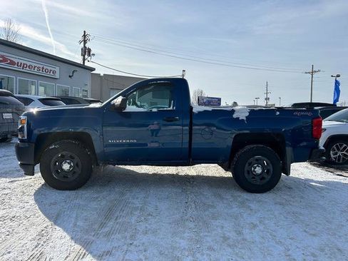 Used 2017 Chevrolet Silverado 1500 W/T w/ Trailering Package image 6