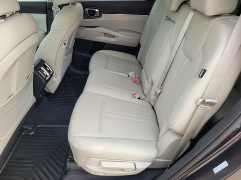 New 2026 Kia Sorento S w/ S Panoramic Sunroof Package image 13