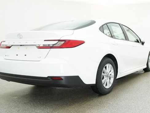 Used 2026 Toyota Camry LE FWD image 27