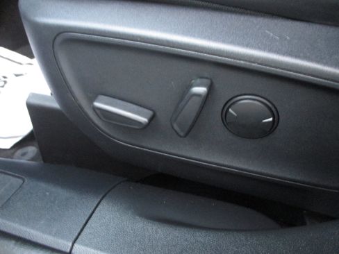 Used 2025 Ford Escape Platinum image 16