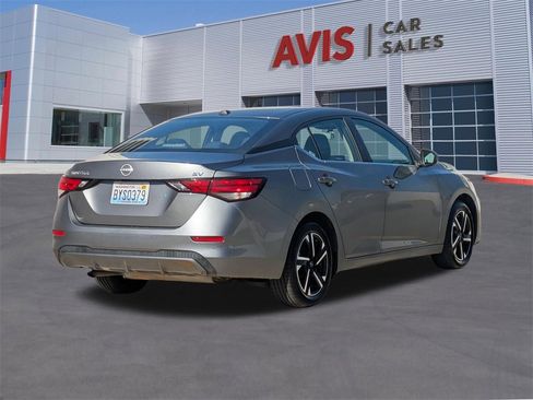Used 2024 Nissan Sentra SV image 6
