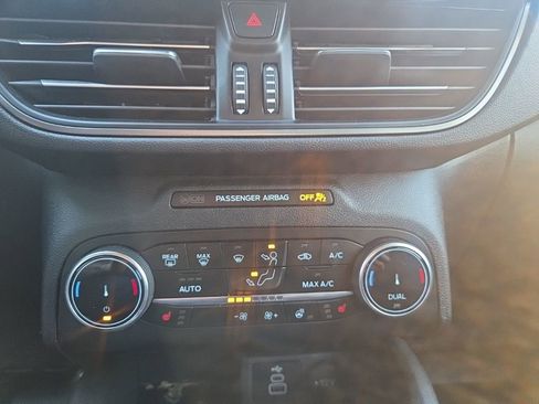 Used 2024 Ford Escape Active w/ Cold Weather Package image 15