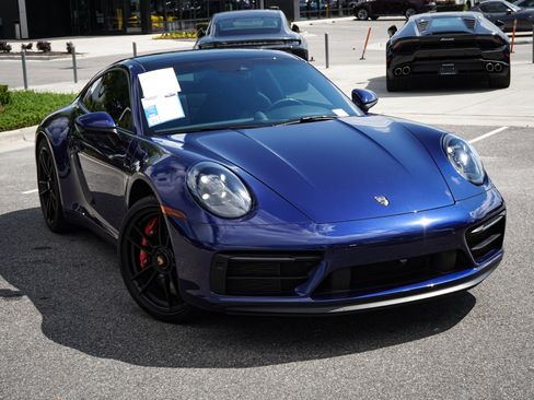 Used 2023 Porsche 911 Carrera GTS RWD image 2