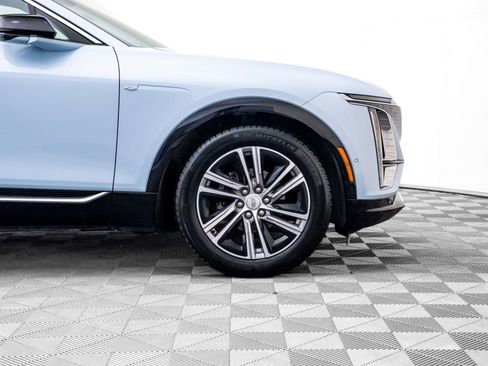 Certified 2024 Cadillac Lyriq Luxury w/ LPO, Floor Liner Package AWD/4WD image 39