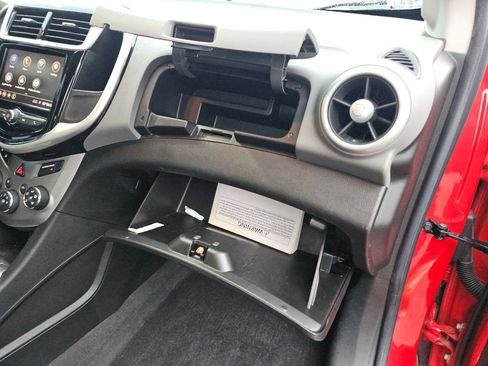 Used 2020 Chevrolet Sonic Premier image 25