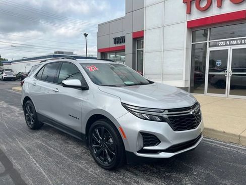 Certified 2022 Chevrolet Equinox RS FWD image 1