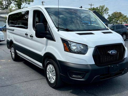 Used 2021 Ford Transit 150 XL RWD image 3