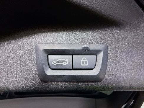 Used 2020 BMW X5 sDrive40i w/ Premium Package RWD image 41