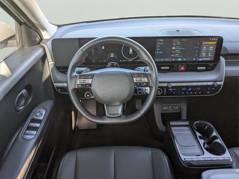 Used 2025 Hyundai Ioniq 5 SEL RWD image 15