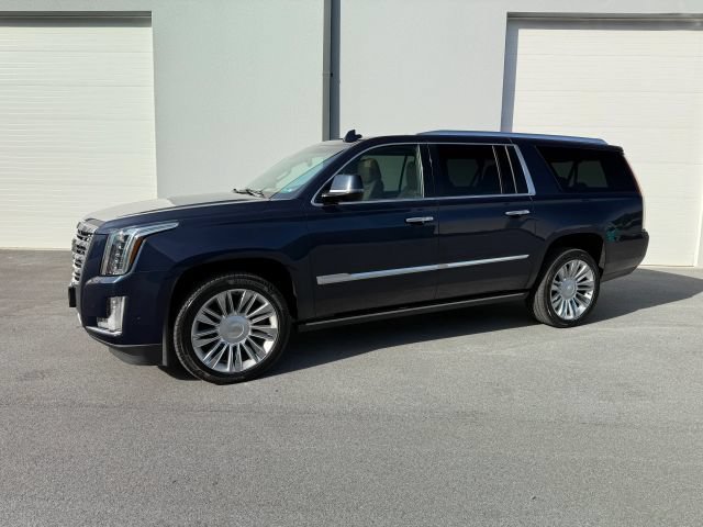 Used 2019 Cadillac Escalade ESV Platinum AWD/4WD image 3