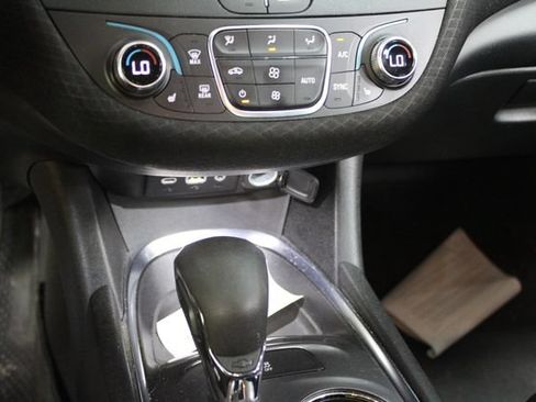 Used 2023 Chevrolet Malibu LT FWD image 20