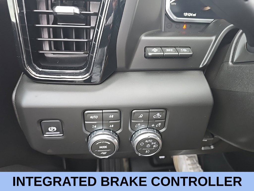 Used 2026 GMC Sierra 2500 AT4 w/ Technology Package AWD/4WD image 24