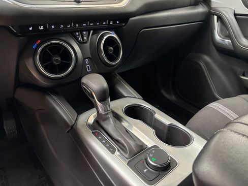 Used 2025 Chevrolet Blazer LT FWD image 42