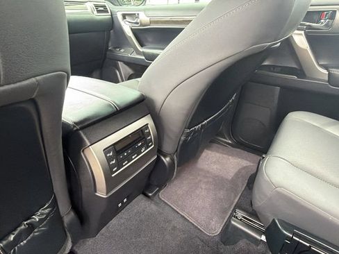 Used 2023 Lexus GX 460 Premium AWD/4WD image 25