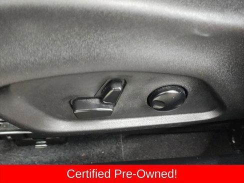 Certified 2025 Jeep Compass Limited AWD/4WD image 13