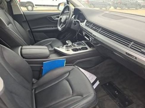 Used 2019 Audi Q7 3.0T Prestige AWD/4WD image 6