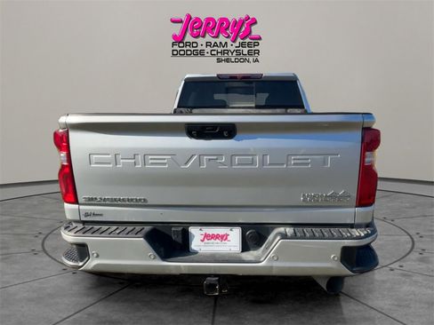 Used 2023 Chevrolet Silverado 3500 High Country w/ Z71 Off-Road Package image 4