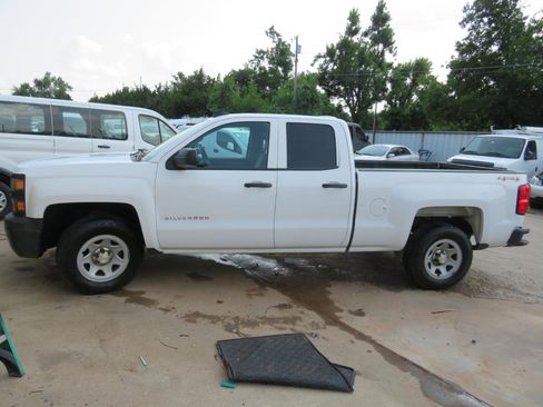 Used 2015 Chevrolet Silverado 1500 W/T w/ WT Convenience Package AWD/4WD image 32