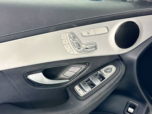 Certified 2022 Mercedes-Benz GLC 300 4MATIC Coupe image 17