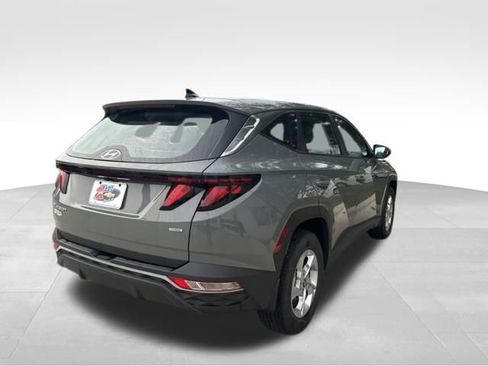 Used 2024 Hyundai Tucson SE AWD/4WD image 5
