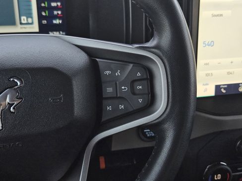 Used 2023 Ford Bronco Wildtrak image 16