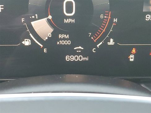 Used 2026 GMC Terrain Elevation image 25