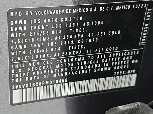 Certified 2024 Volkswagen Taos SE image 35