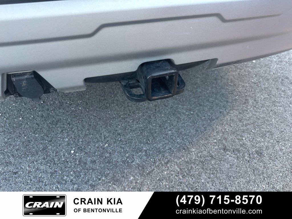 Used 2025 Honda Pilot TrailSport image 11
