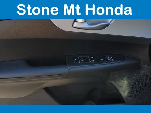 Used 2024 Kia Forte LXS image 19