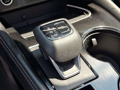 Certified 2023 Nissan Rogue Platinum AWD/4WD image 17