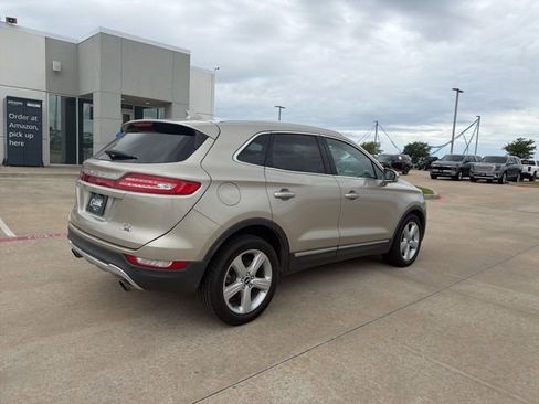 Used 2015 Lincoln MKC FWD image 7