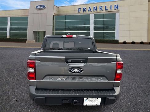 New 2026 Ford Maverick Lariat w/ Black Appearance Package image 6