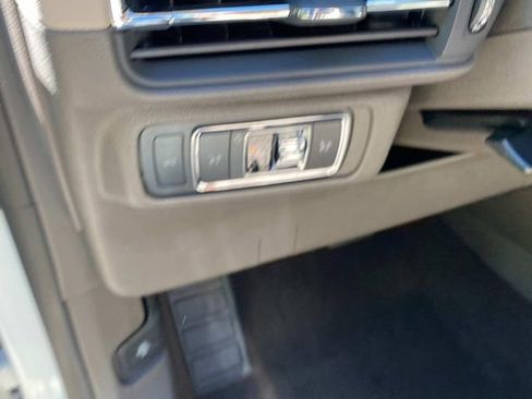 Certified 2022 Lincoln Corsair FWD w/ Equipment Group 101A image 15