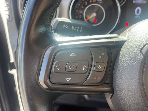 Used 2022 Jeep Gladiator Sport AWD/4WD image 14