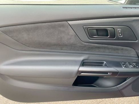 Used 2025 Ford Mustang Dark Horse image 12