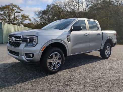 Certified 2024 Ford Ranger XLT w/ Equipment Group 301A High image 6