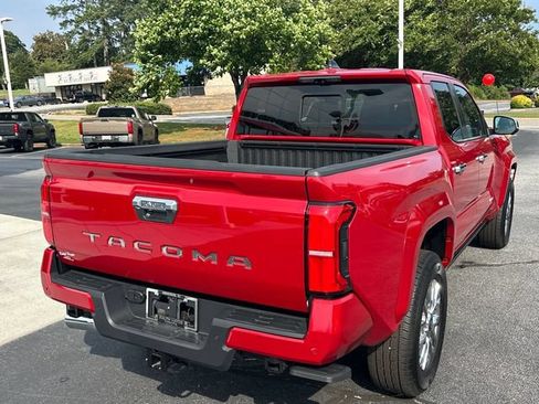 Used 2024 Toyota Tacoma Limited w/ Limited Package (LT) AWD/4WD image 3