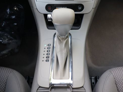 Used 2008 Chevrolet Malibu LS FWD image 34