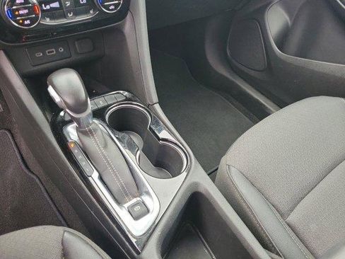 Used 2022 Buick Encore GX Select w/ Sport Touring Package image 33
