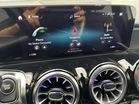 Used 2023 Mercedes-Benz EQB 300 4MATIC w/ Exclusive Package image 59
