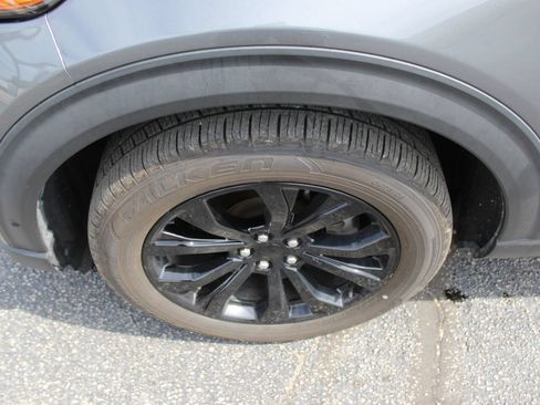 Used 2021 Ford Explorer ST w/ Equipment Group 401A AWD/4WD image 9