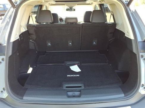 Used 2021 Nissan Rogue SL w/ Premium Package AWD/4WD image 29