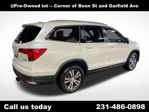 Used 2016 Honda Pilot EX image 5