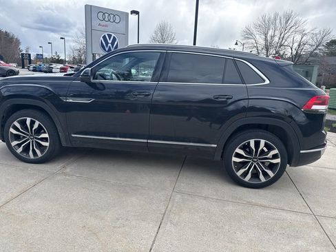 Used 2023 Volkswagen Atlas Cross Sport SEL Premium R-Line AWD/4WD image 8