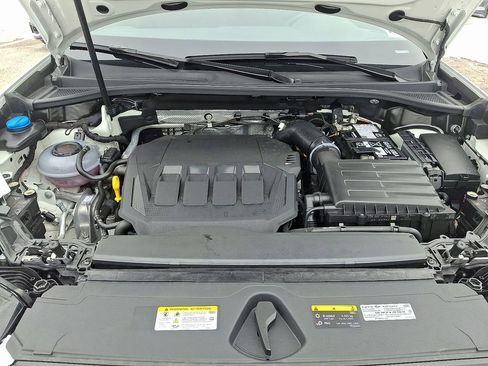 Certified 2025 Audi Q3 2.0T Premium Plus w/ Premium Plus Package image 30