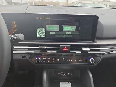 New 2026 Kia Sportage EX image 10